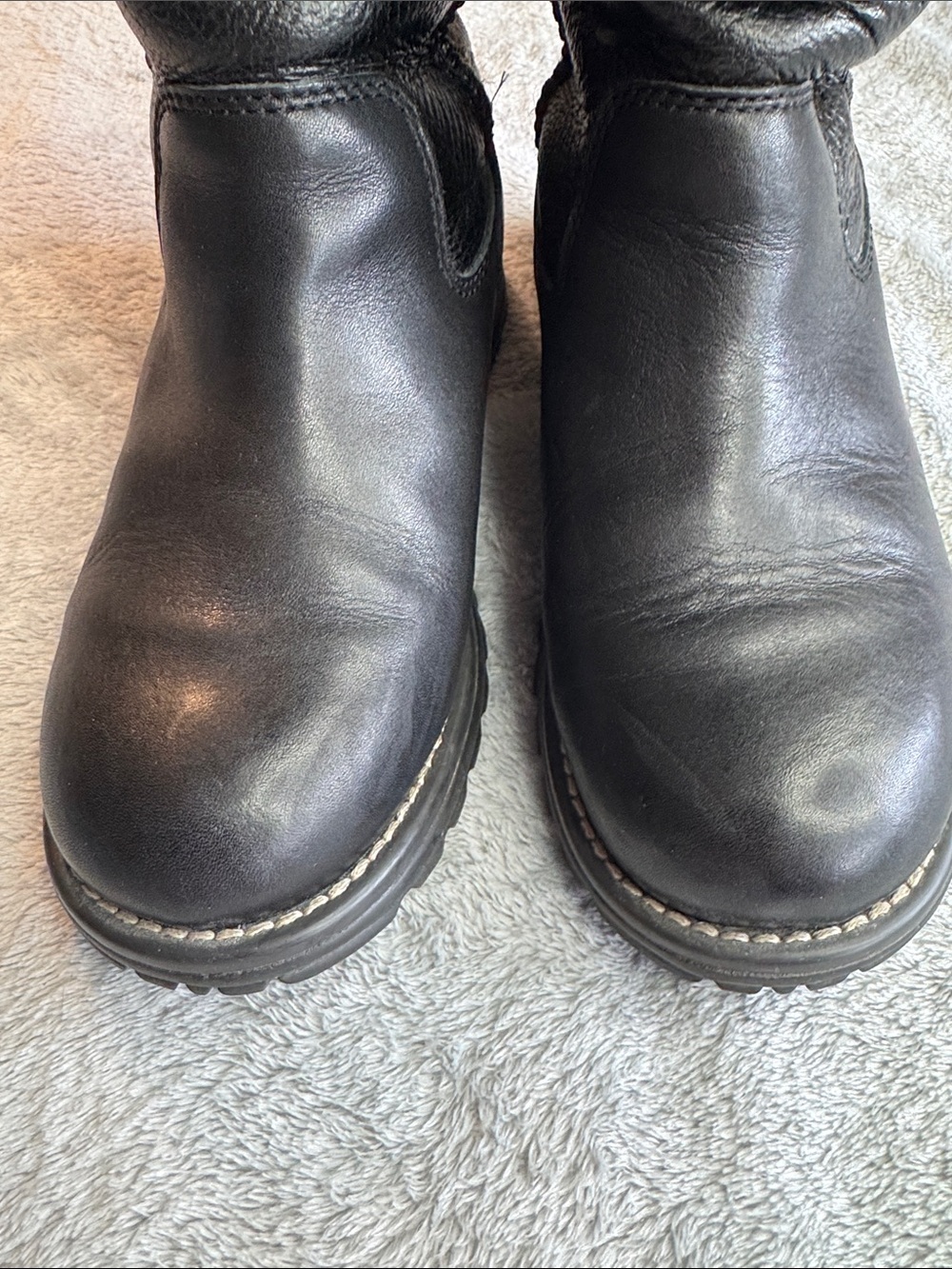 UGG Brooks Tall Black 5490 Boots Size EU37 US6 - Picture 7 of 15